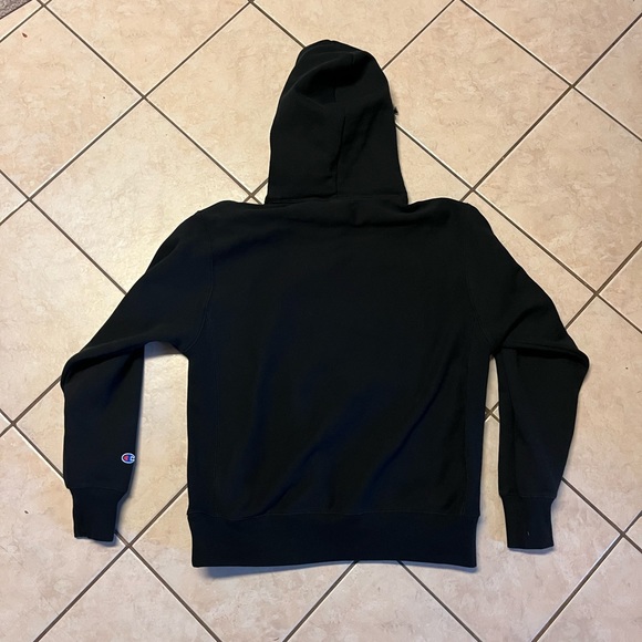 Champion Reverse Weave Hoodie, Black worn 3 times. Great Condition - Picture 2 of 2